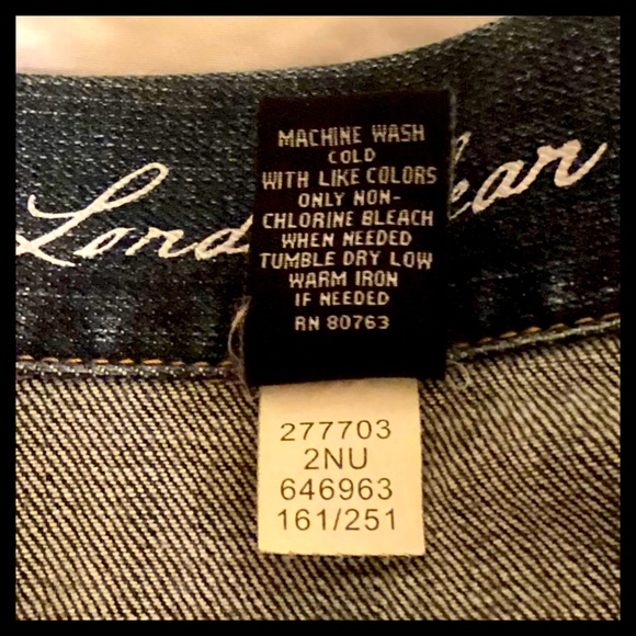 Victoria’s Secret London Jean Denim Distressed Jacket - Picture 6 of 7